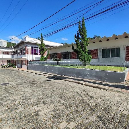 Villa Bilac 01 - Studio Proximo A Vila Germanica บลูเมเนา ภายนอก รูปภาพ